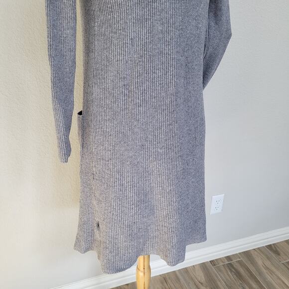 Cyrus Gray Long Cardigan Sweater Womens XS Pockets Casual Minimalist Layering - Picture 9 of 9